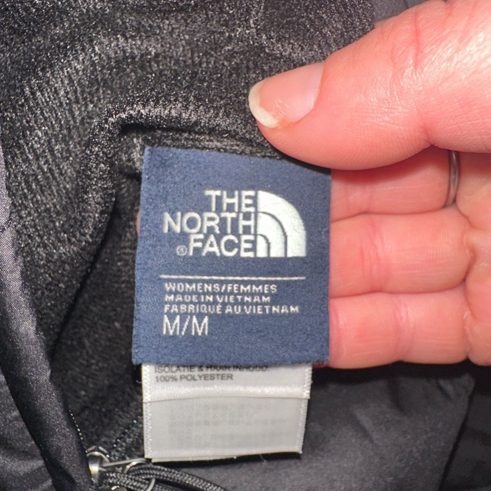 The North Face Women's Black Reversible Vest - Picture 4 of 4